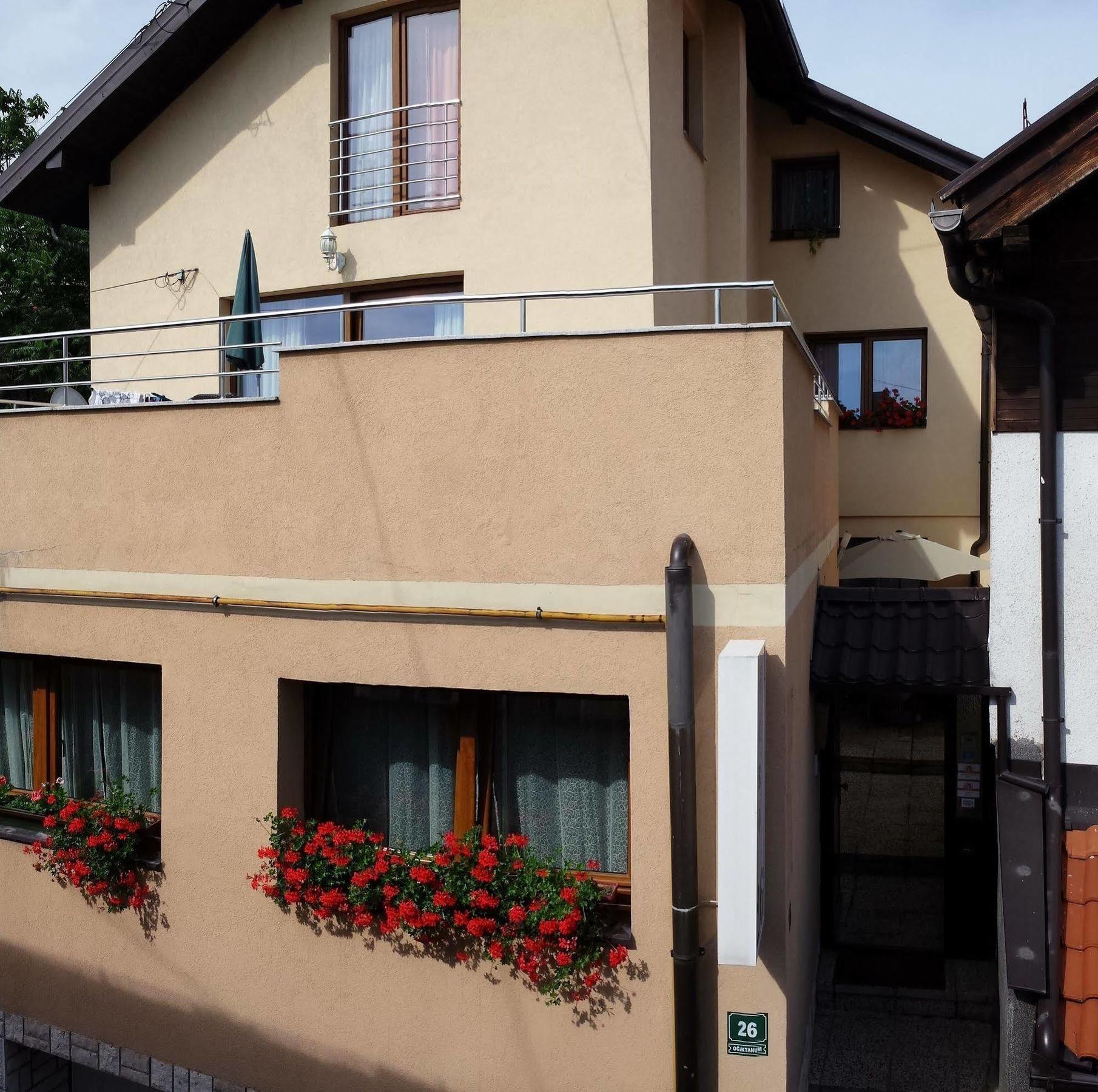 Guest House Ciro Sarajevo Exterior photo